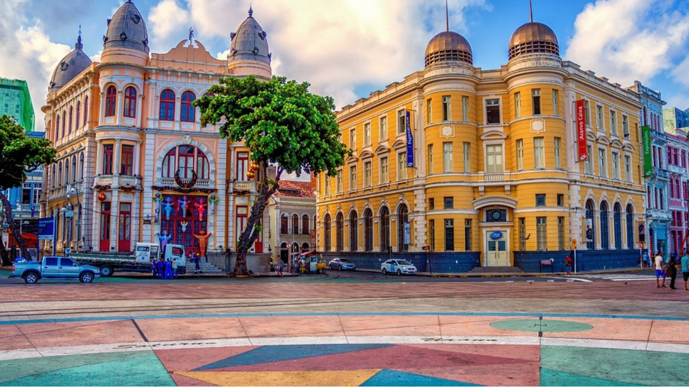 Recife: Uma Viagem pelos Sabores, Cores e Histórias do Nordeste