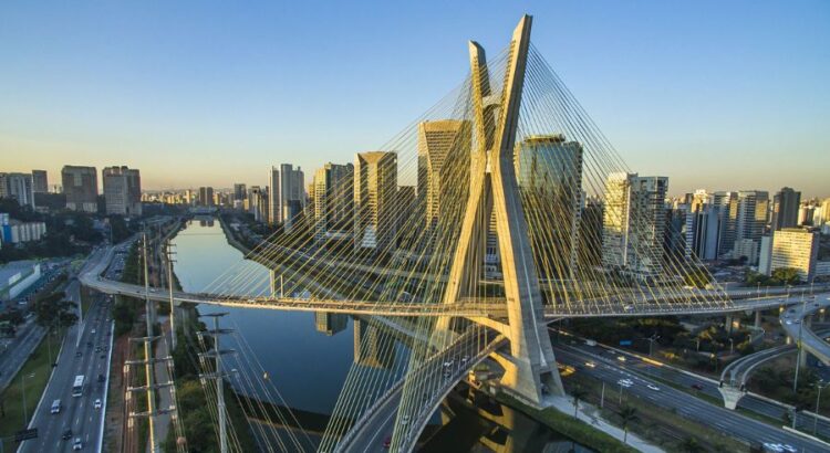 São Paulo: Guia Completo para Sua Primeira Visita